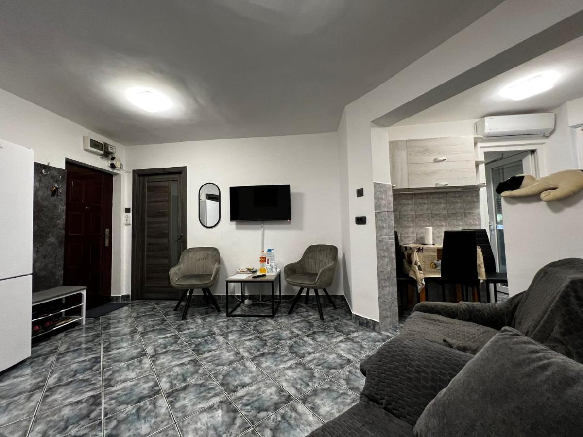 Ene Apart Oradea Free Parking Екстер'єр фото