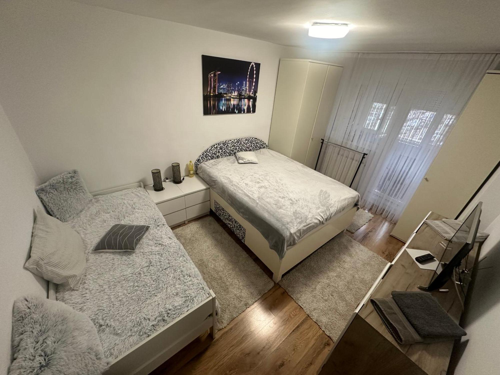 Ene Apart Oradea Free Parking Екстер'єр фото